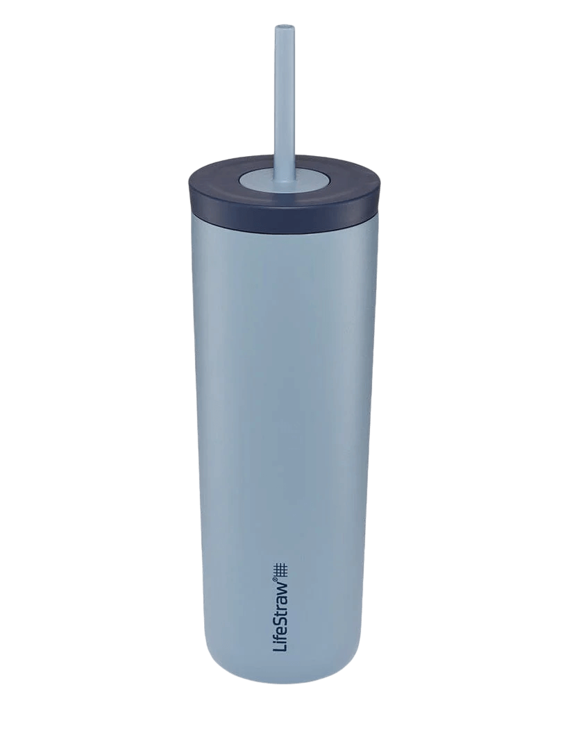 Der LifeStraw Tumbler in der Farbe Icelandic Blue - der weltweit erste Trinkbecher mit Filterstrohhalm erhältlich im Outdoor Online Shop FluxPerfect