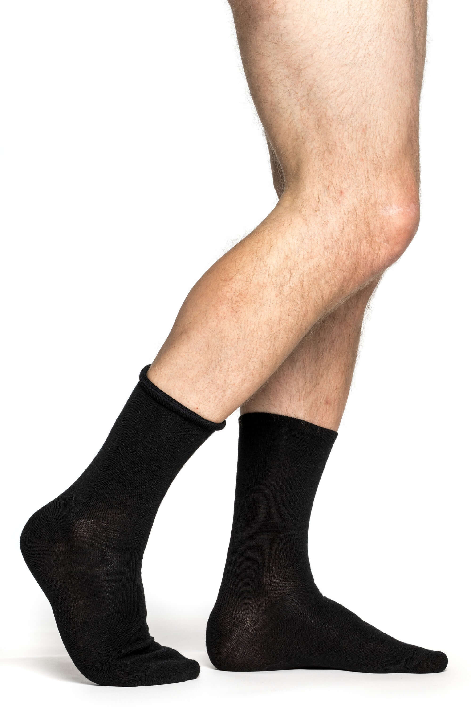 Die Woolpower Classic Liner, dünne Merino Socken ideal als Basisschicht oder für wärmere Bedingungen, erhältlich im Outdoor Online Store FluxPerfect
